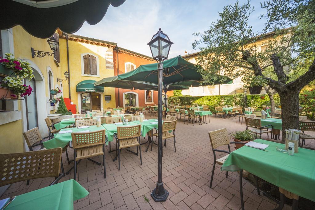 Hotel Antichi Cortili Dossobuono Eksteriør billede
