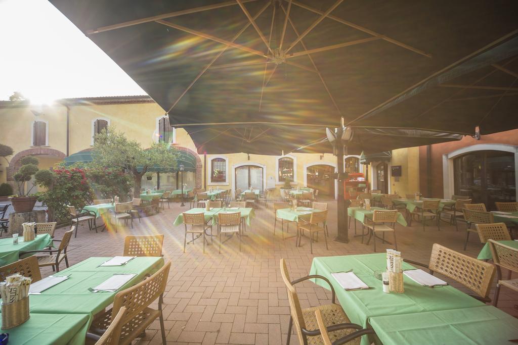 Hotel Antichi Cortili Dossobuono Eksteriør billede