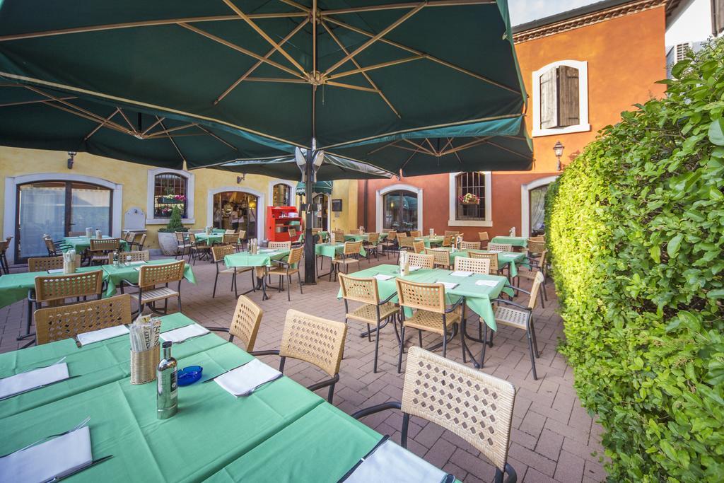 Hotel Antichi Cortili Dossobuono Eksteriør billede