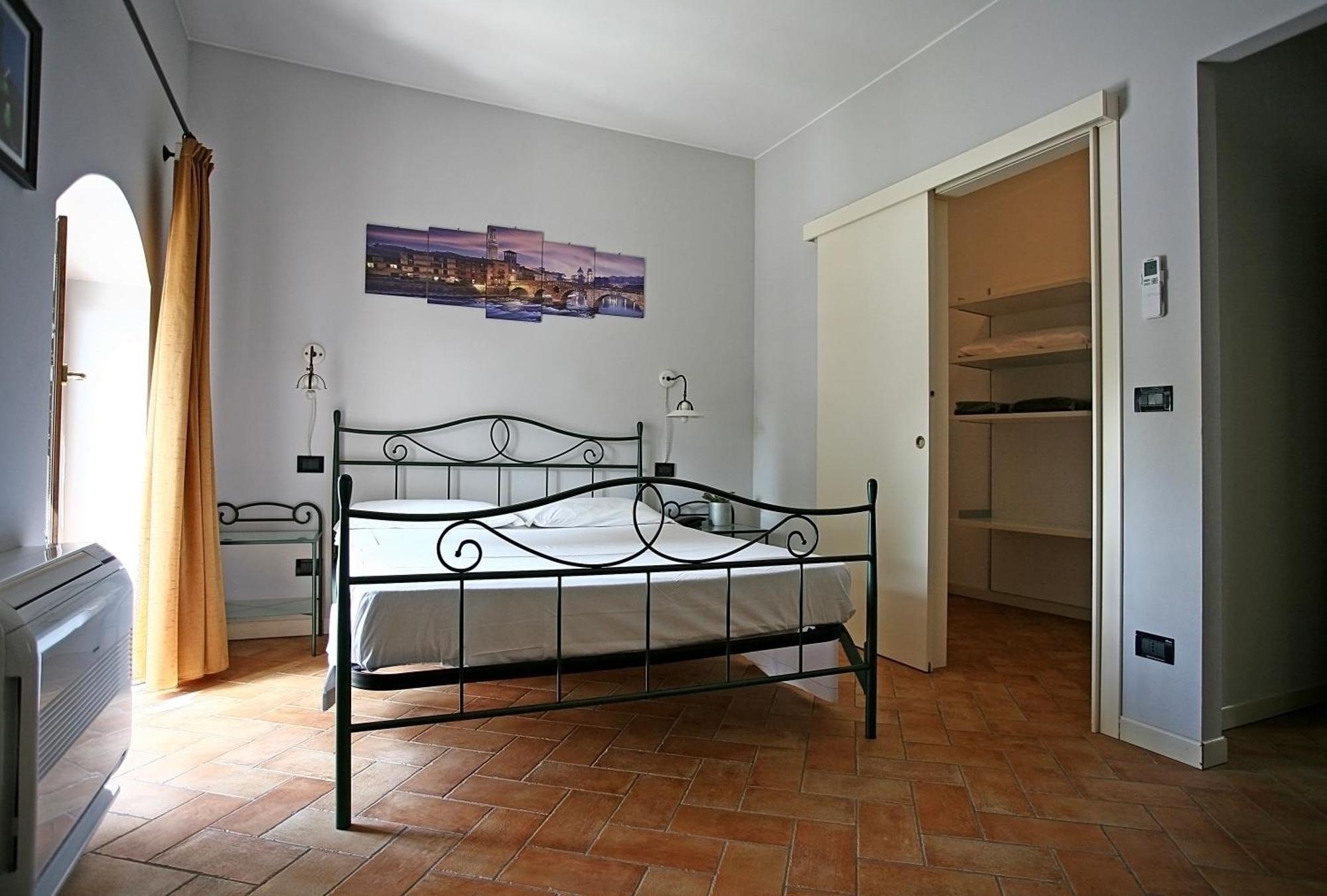 Hotel Antichi Cortili Dossobuono Eksteriør billede