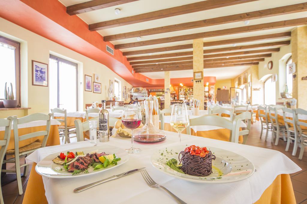 Hotel Antichi Cortili Dossobuono Eksteriør billede